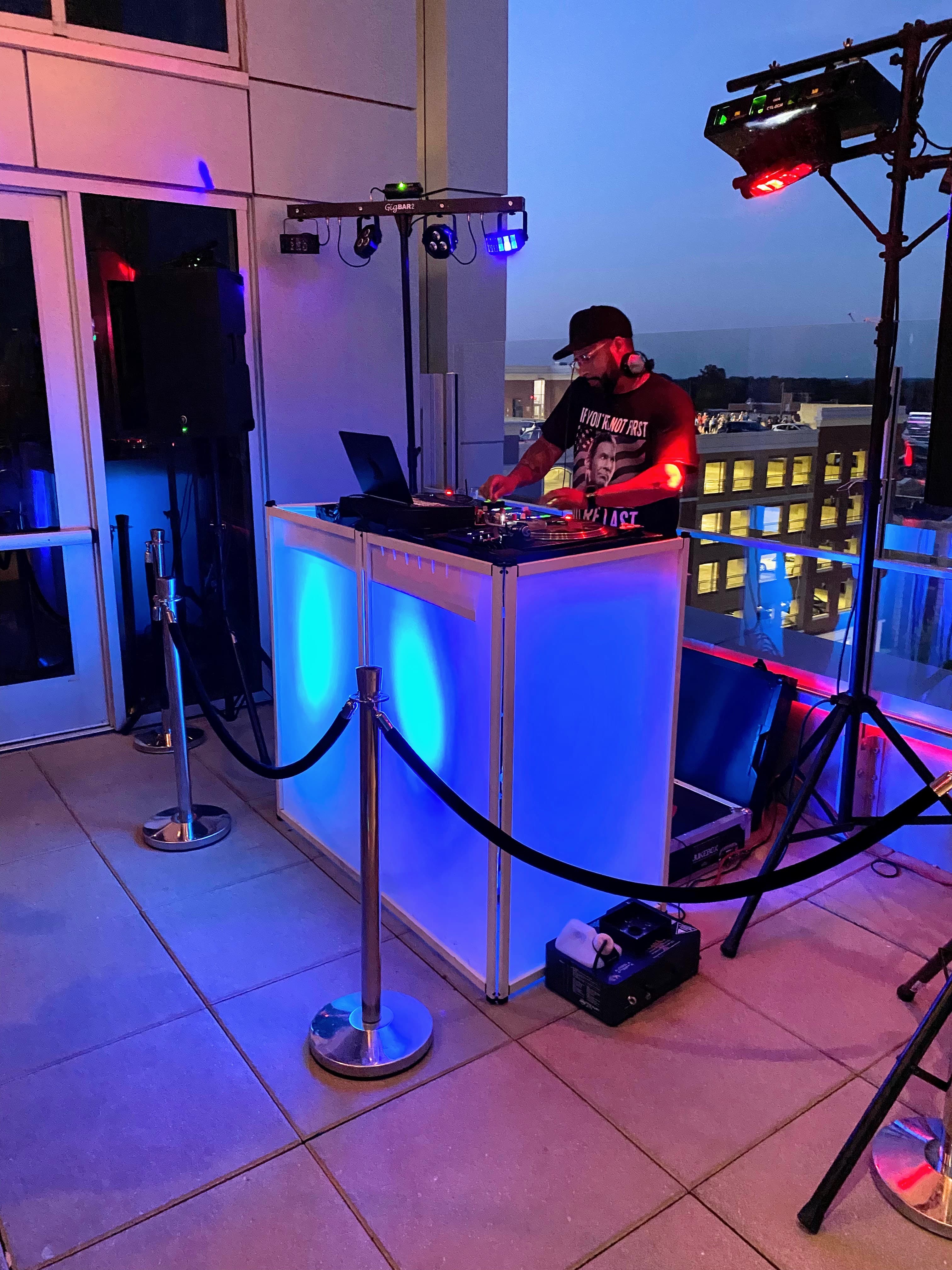 Unleash the Sounds of Dj Vanquish